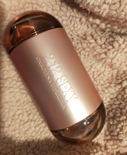 CH DAMA, 212 SEXY FEM, ISSEY MIYAKE FEM, JADORE